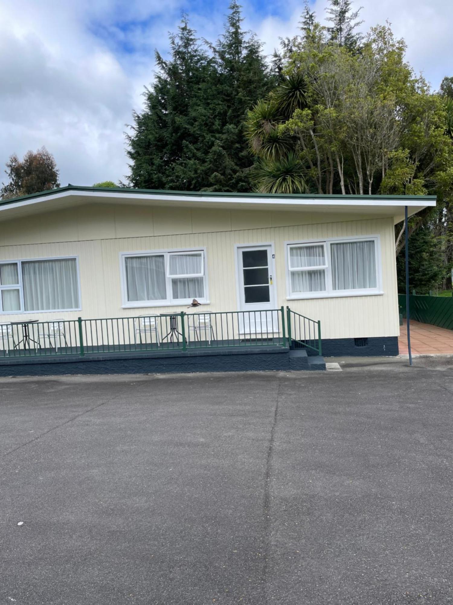 Mataki Motel Murchison Exterior photo