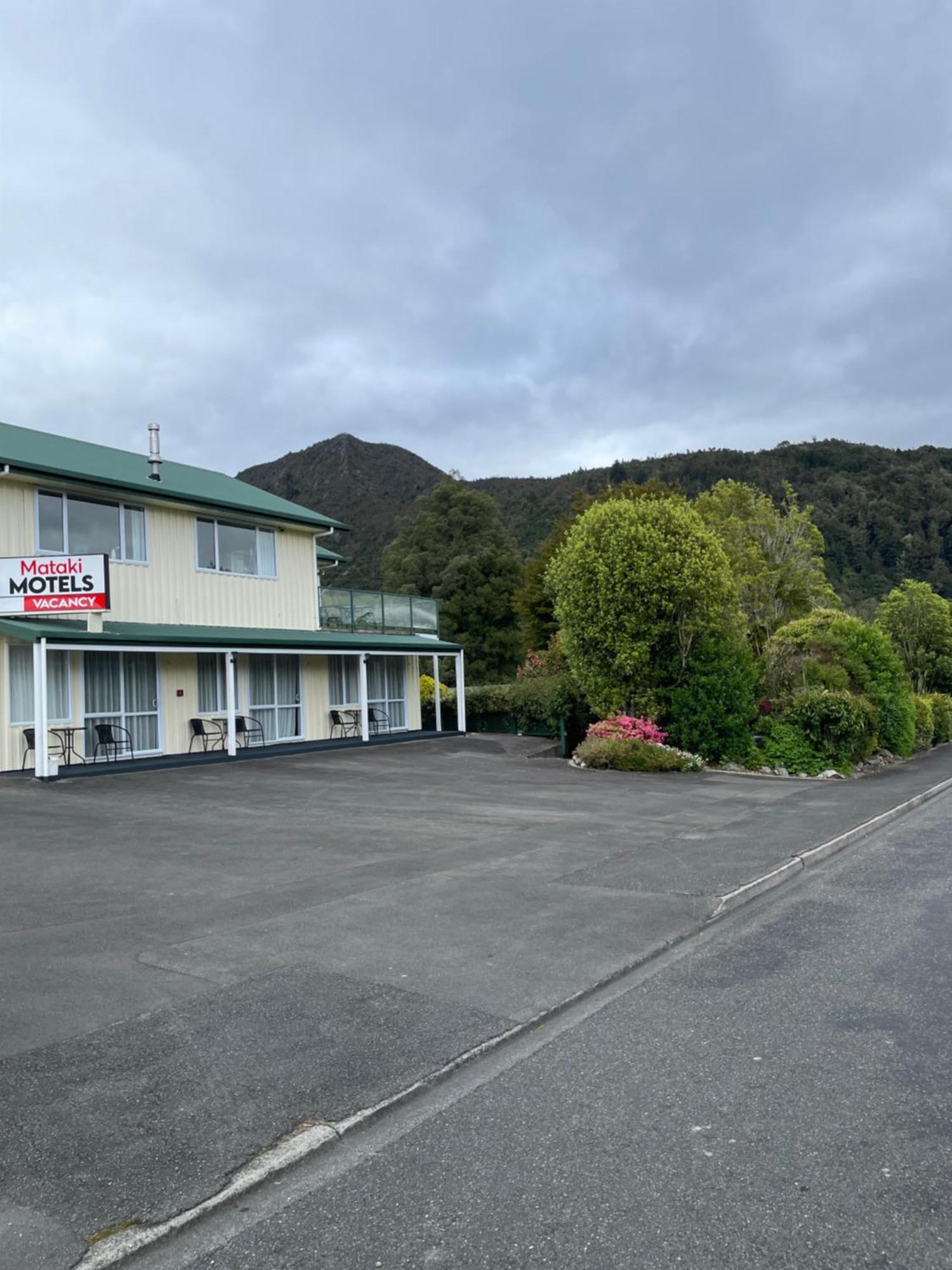 Mataki Motel Murchison Exterior photo