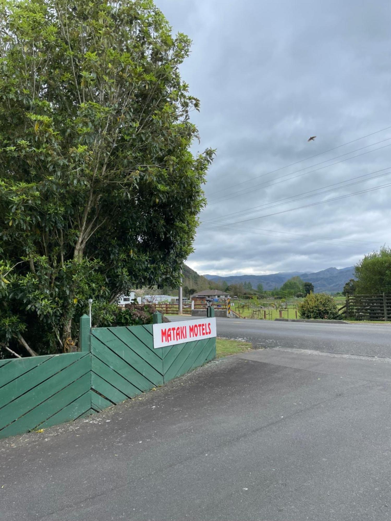 Mataki Motel Murchison Exterior photo